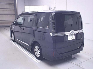 TOYOTA VOXY 2015