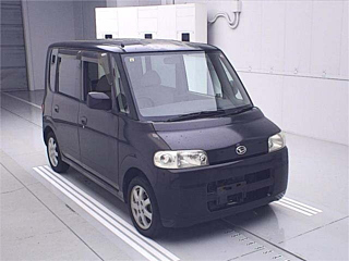 DAIHATSU TANTO 2004