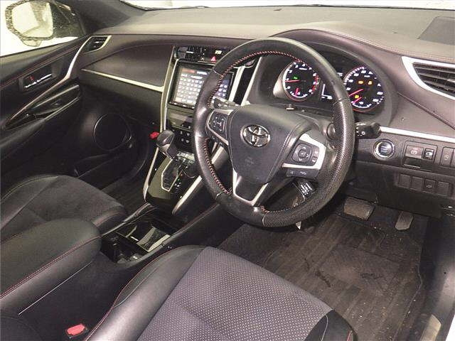 TOYOTA HARRIER 2018