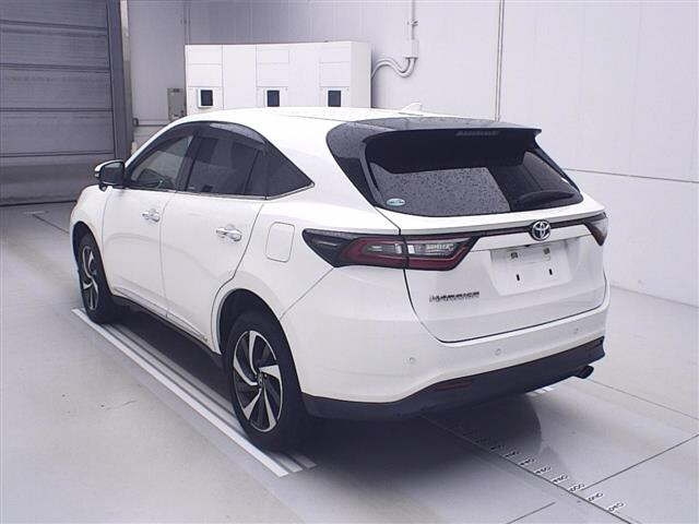 TOYOTA HARRIER 2018