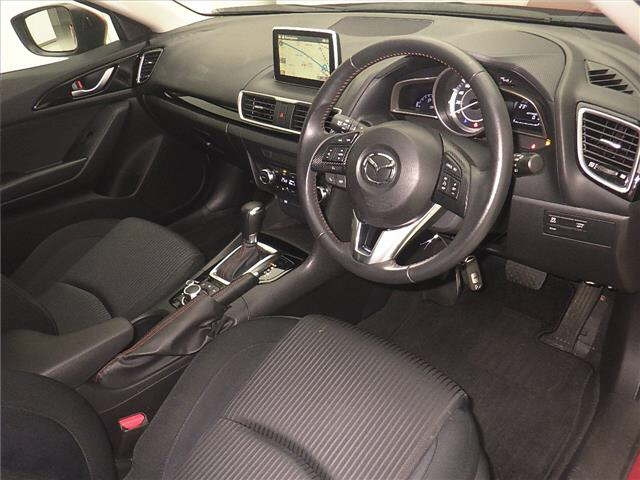 MAZDA AXELA 2015