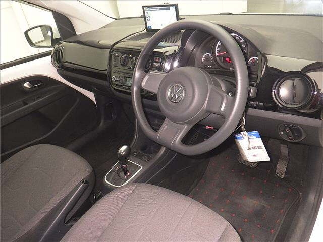VOLKSWAGEN UP 2016