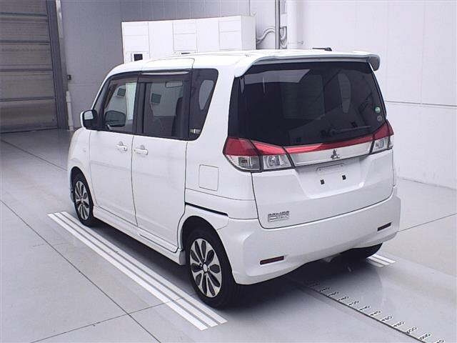 MITSUBISHI DELICA D2 2014