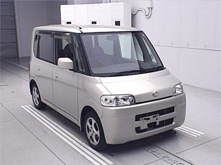 DAIHATSU TANTO 2006