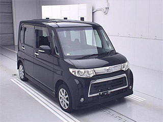 DAIHATSU TANTO 2011