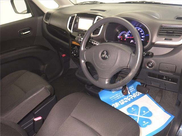 MITSUBISHI DELICA D2 2011