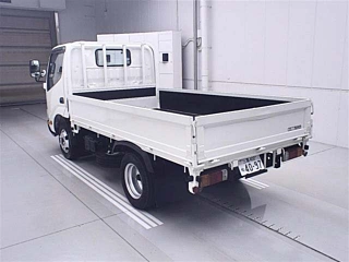 TOYOTA DYNA 2018