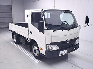 TOYOTA DYNA 2018