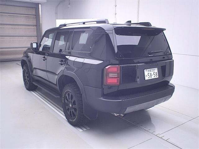 TOYOTA LAND CRUISER 2024