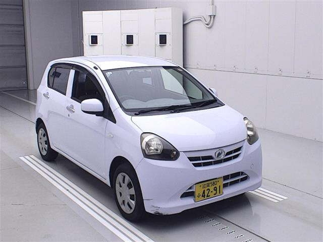 DAIHATSU MIRA E S 2012