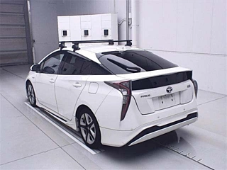 TOYOTA PRIUS 2016