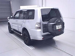 MITSUBISHI PAJERO 2014