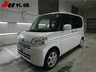 DAIHATSU TANTO 2013