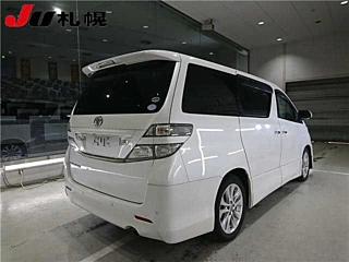 TOYOTA VELLFIRE 2010