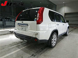 NISSAN X-TRAIL 2013
