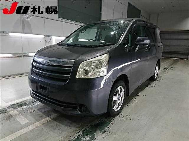 TOYOTA NOAH 2008