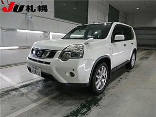 NISSAN X-TRAIL 2013