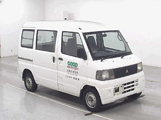 MITSUBISHI MINICAB VAN 2005