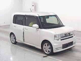 TOYOTA PIXIS SPACE 2013