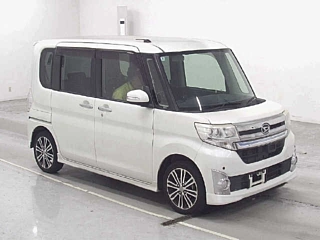DAIHATSU TANTO 2014