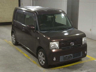TOYOTA PIXIS SPACE 2012