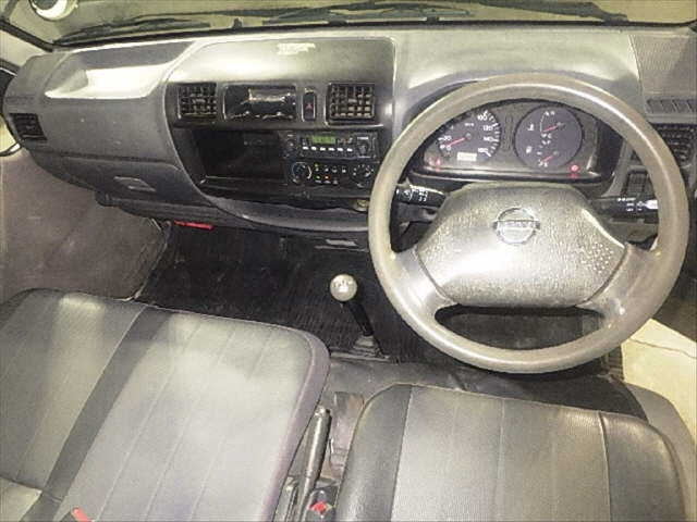 NISSAN VANETTE TRUCK 2009