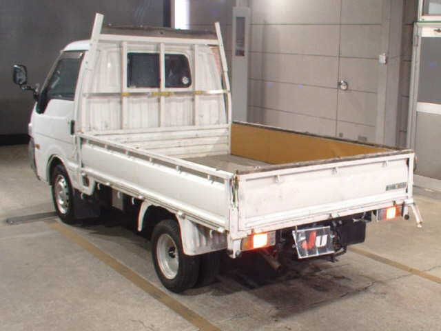 NISSAN VANETTE TRUCK 2009
