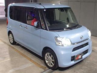 DAIHATSU TANTO 2015