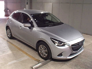 MAZDA DEMIO 2019