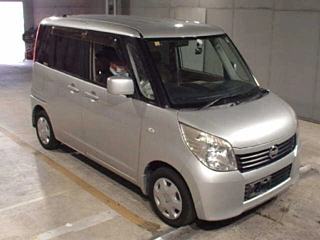 NISSAN ROOX 2010