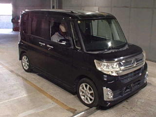 DAIHATSU TANTO 2014