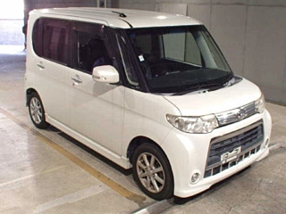 DAIHATSU TANTO 2012