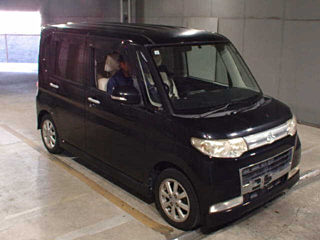 DAIHATSU TANTO 2009