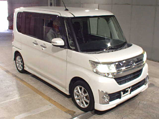 DAIHATSU TANTO 2013