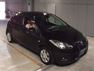 MAZDA DEMIO 2010