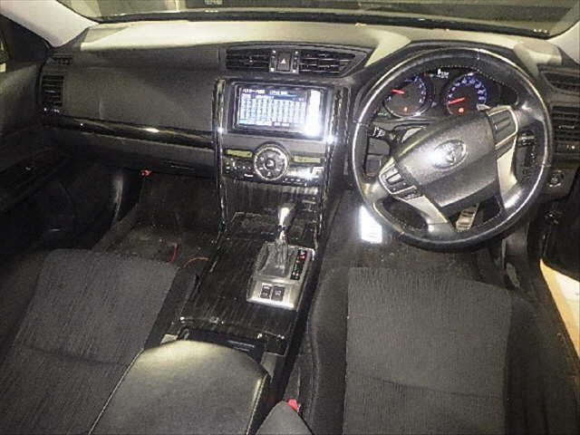 TOYOTA MARK X 2012