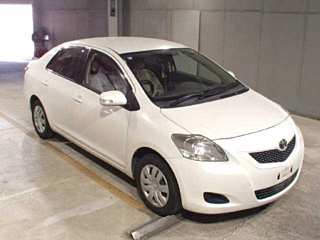 TOYOTA BELTA 2010