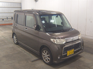 DAIHATSU TANTO 2012