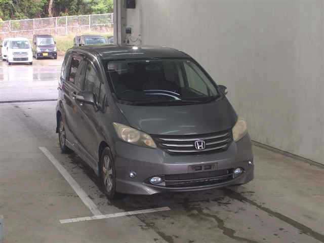 HONDA FREED 2008