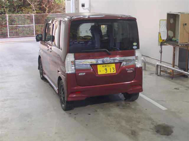 DAIHATSU TANTO 2013