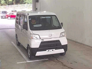 DAIHATSU HIJET VAN 2019