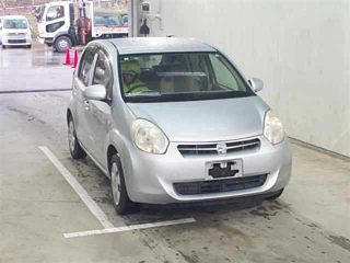 TOYOTA PASSO 2010