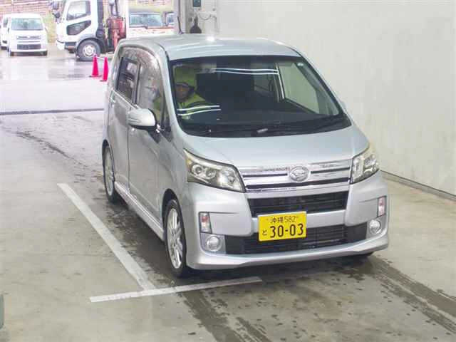 DAIHATSU MOVE 2013
