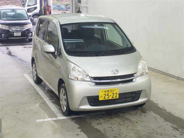 DAIHATSU MOVE 2012
