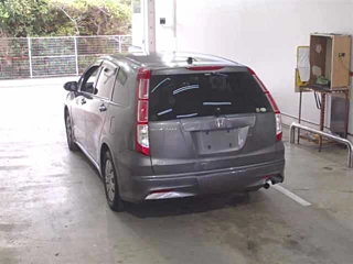 HONDA STREAM 2011