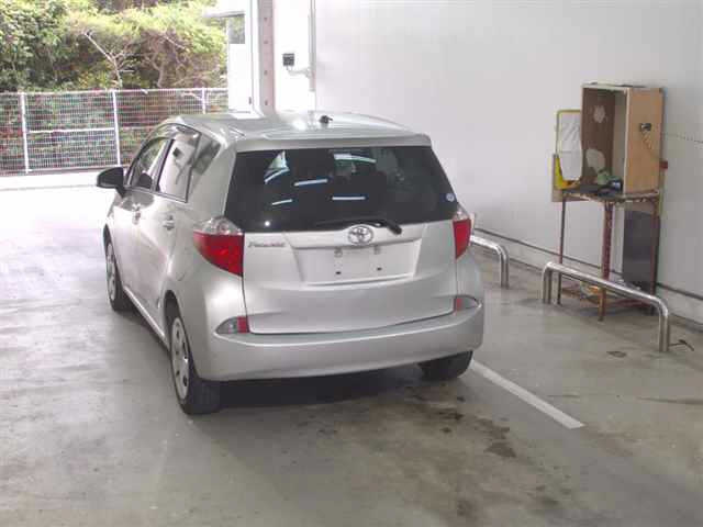 TOYOTA RACTIS 2013