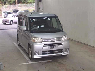 DAIHATSU TANTO 2013
