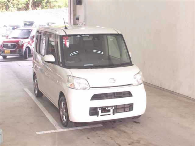 DAIHATSU TANTO 2016