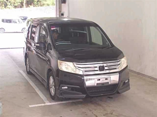 HONDA STEP WAGON 2012
