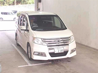 HONDA STEP WAGON 2011